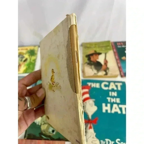 VTG Lot of 15 Children Books Assorted 60s 70s Cat in the Hat Jungle Book Kids - Picture 3 of 7